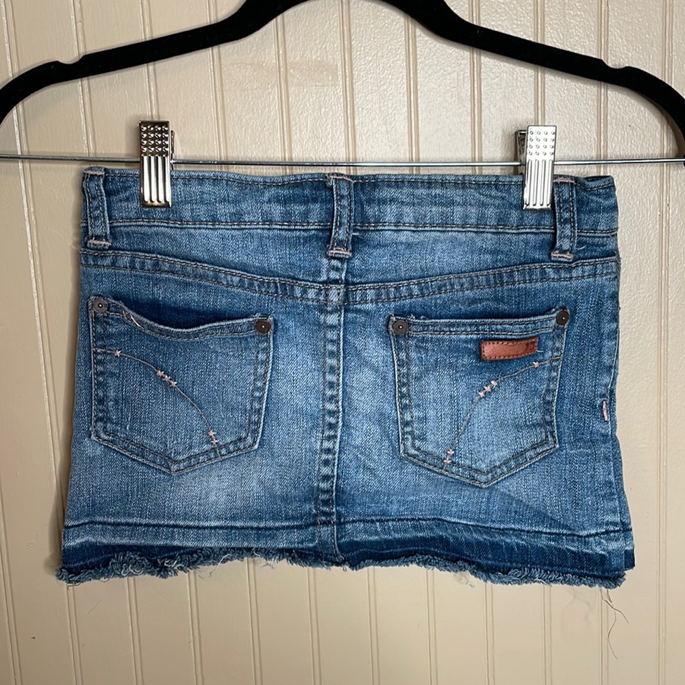 Joe’s jeans skirt blue trimmed in pink size 6x‎ adjustable waist